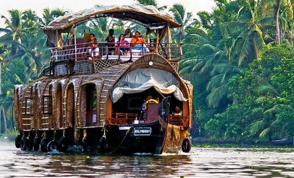 Kerala Luxury Tour